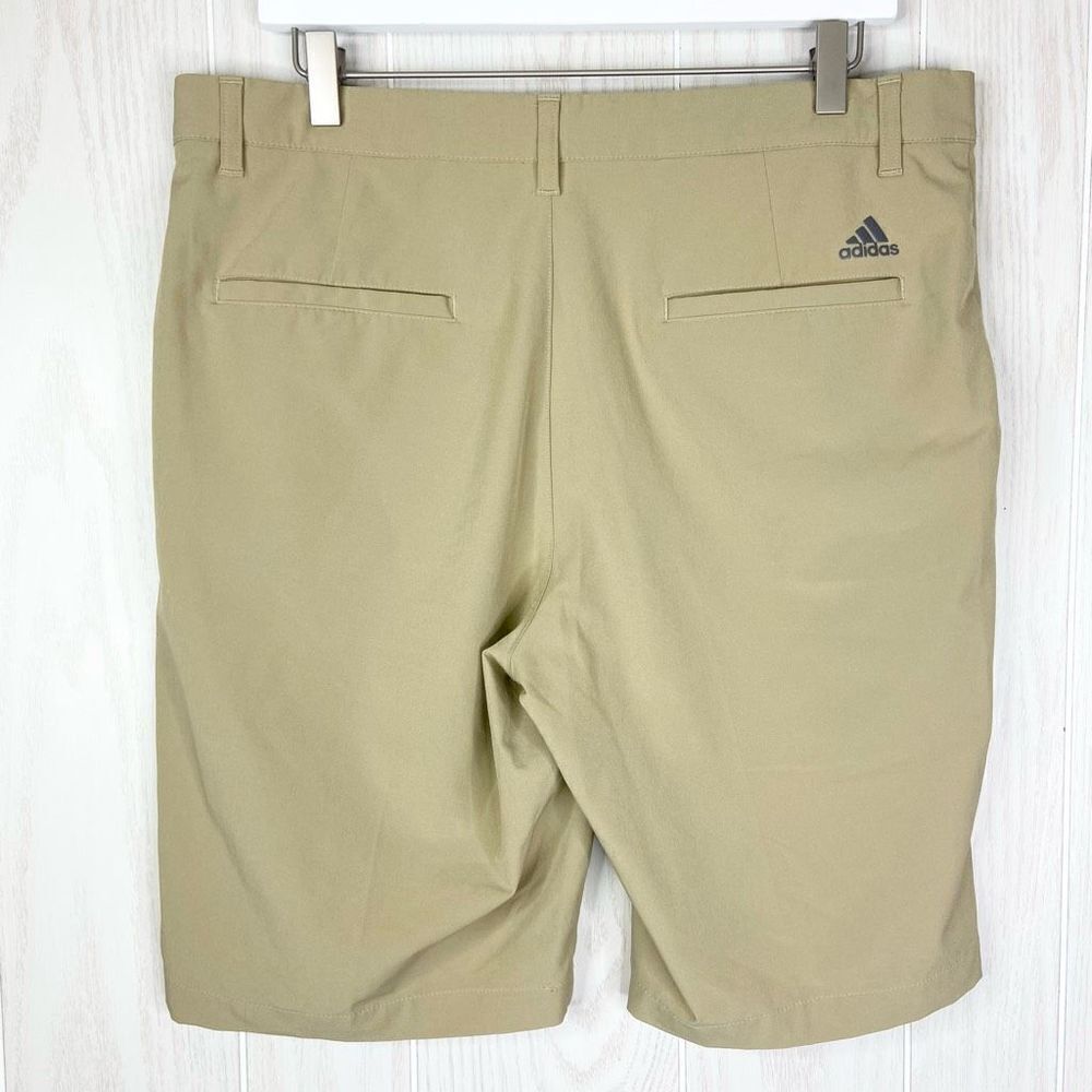 Adidas Men's Hemp Lightweight Ultimate 365 Core Chino Golf Short Size 34 - Picture 2 of 7